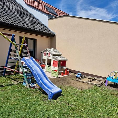 Dum Palava Villa Perná Buitenkant foto